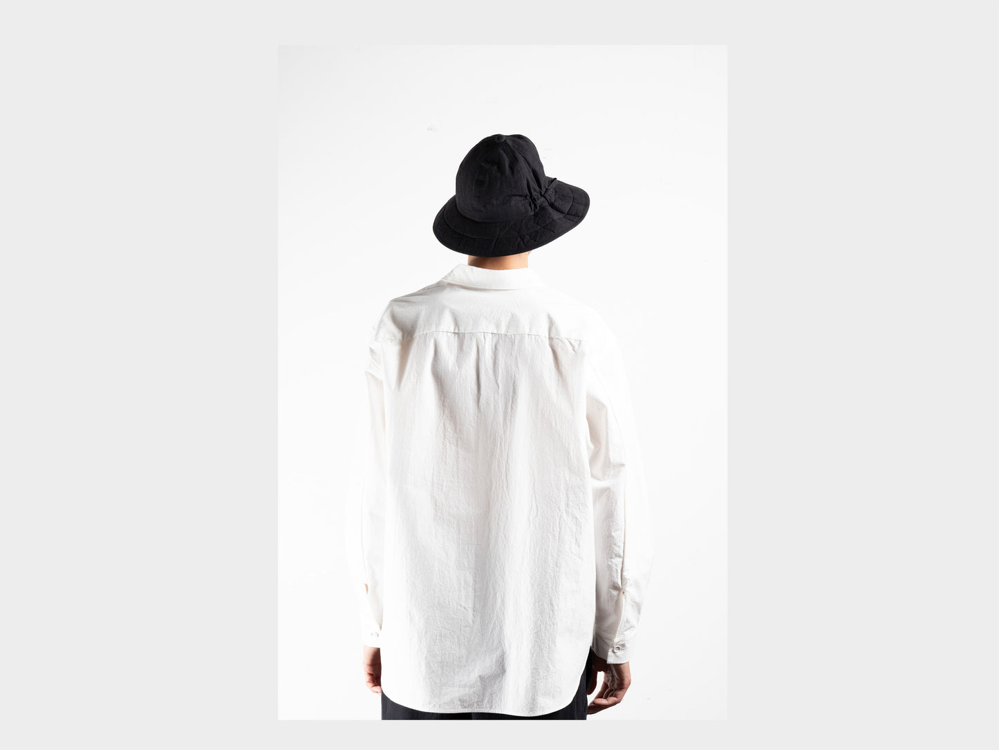 R0C2 "Wide Hat" Black Wax