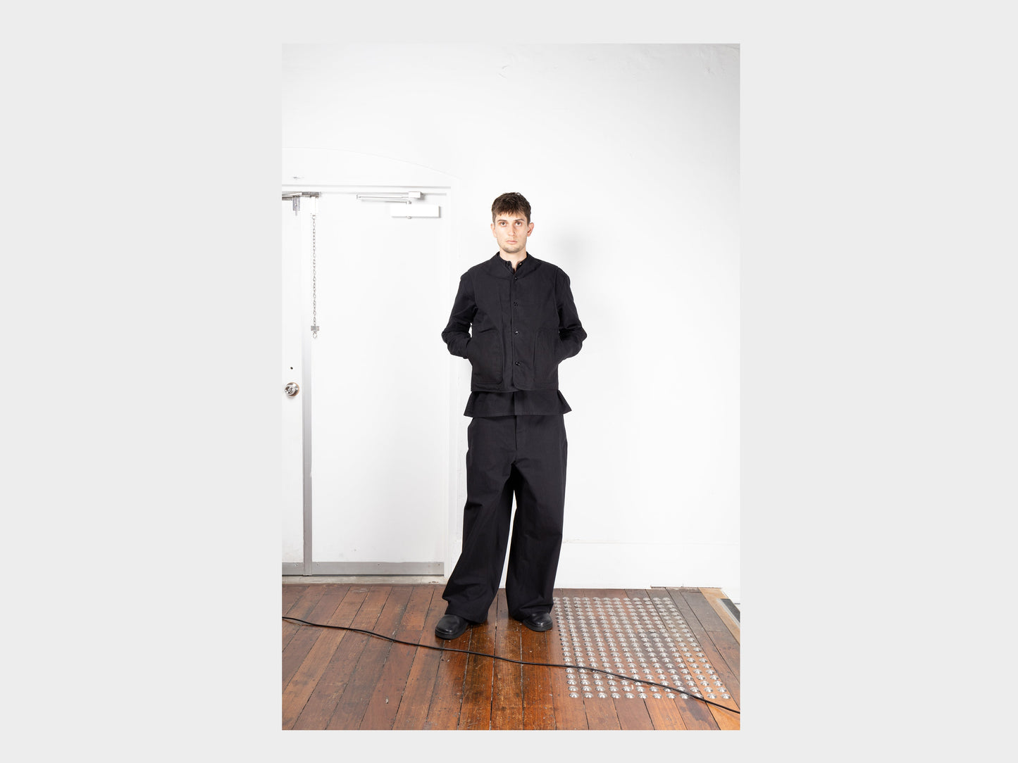 R19D5 "Down Shield Vest" Black Wax