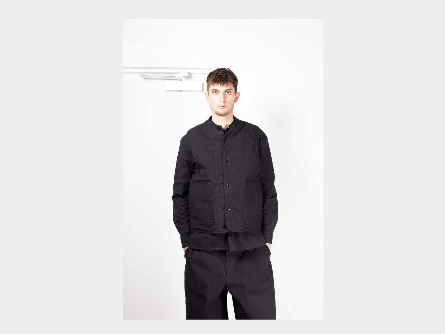 R19D5 "Down Shield Vest" Black Wax