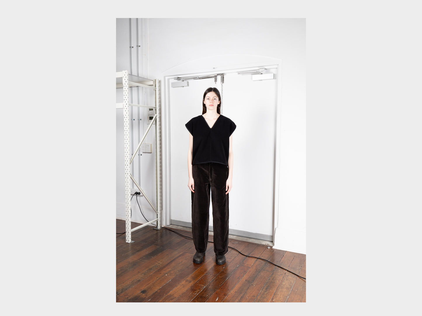 W-R17P4 "High-Wide Pants" Shadow Velvet