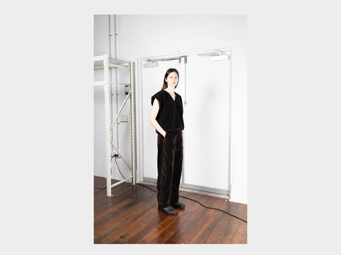 W-R17P4 "High-Wide Pants" Shadow Velvet