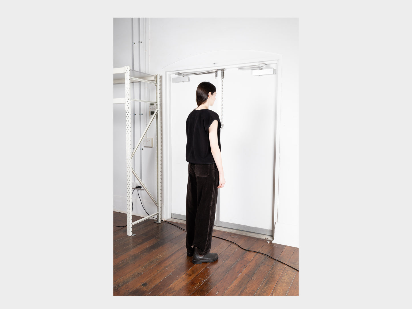 W-R17P4 "High-Wide Pants" Shadow Velvet