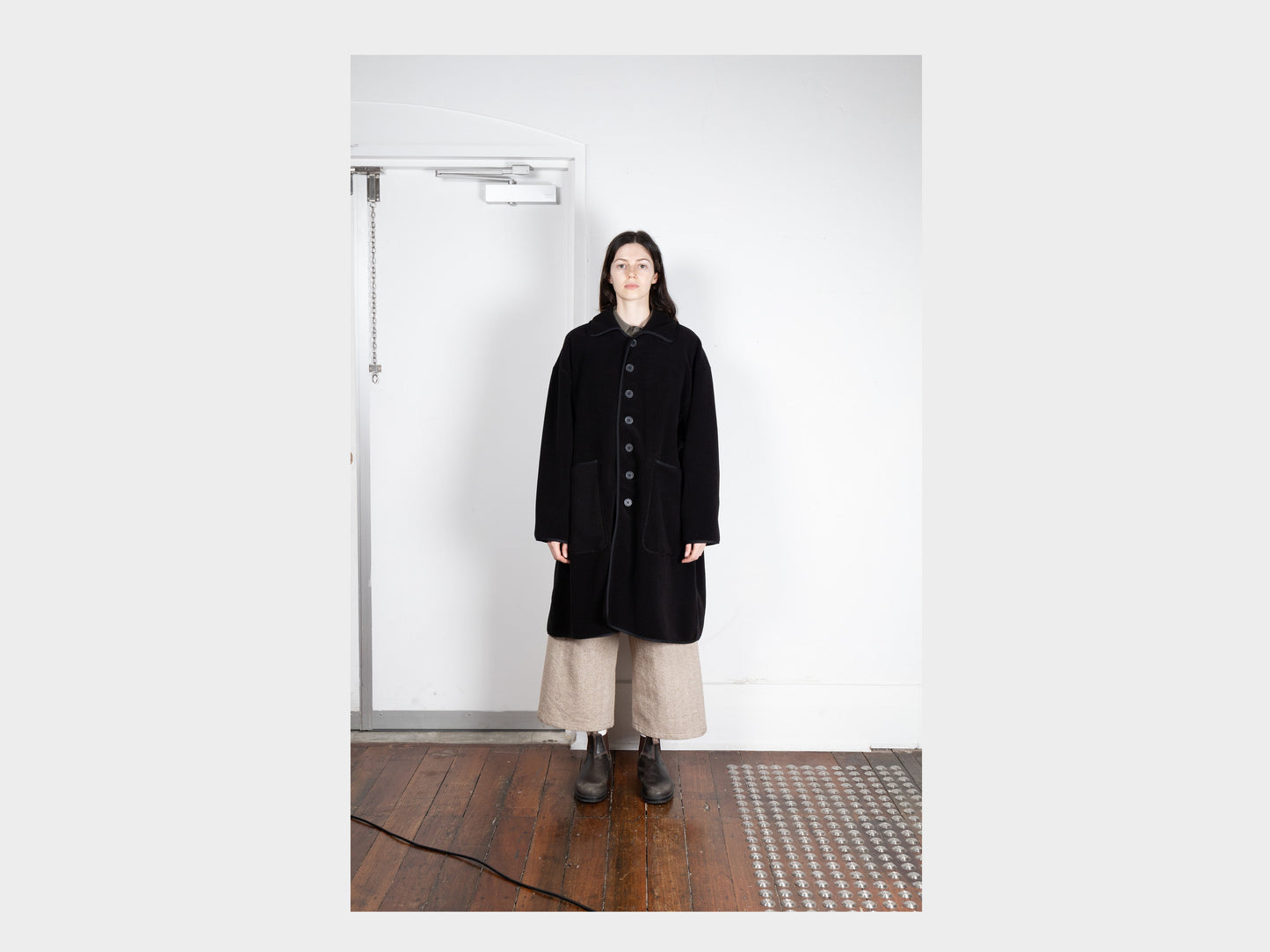 W-R19F1 "Balmacaan Coat" Black 300
