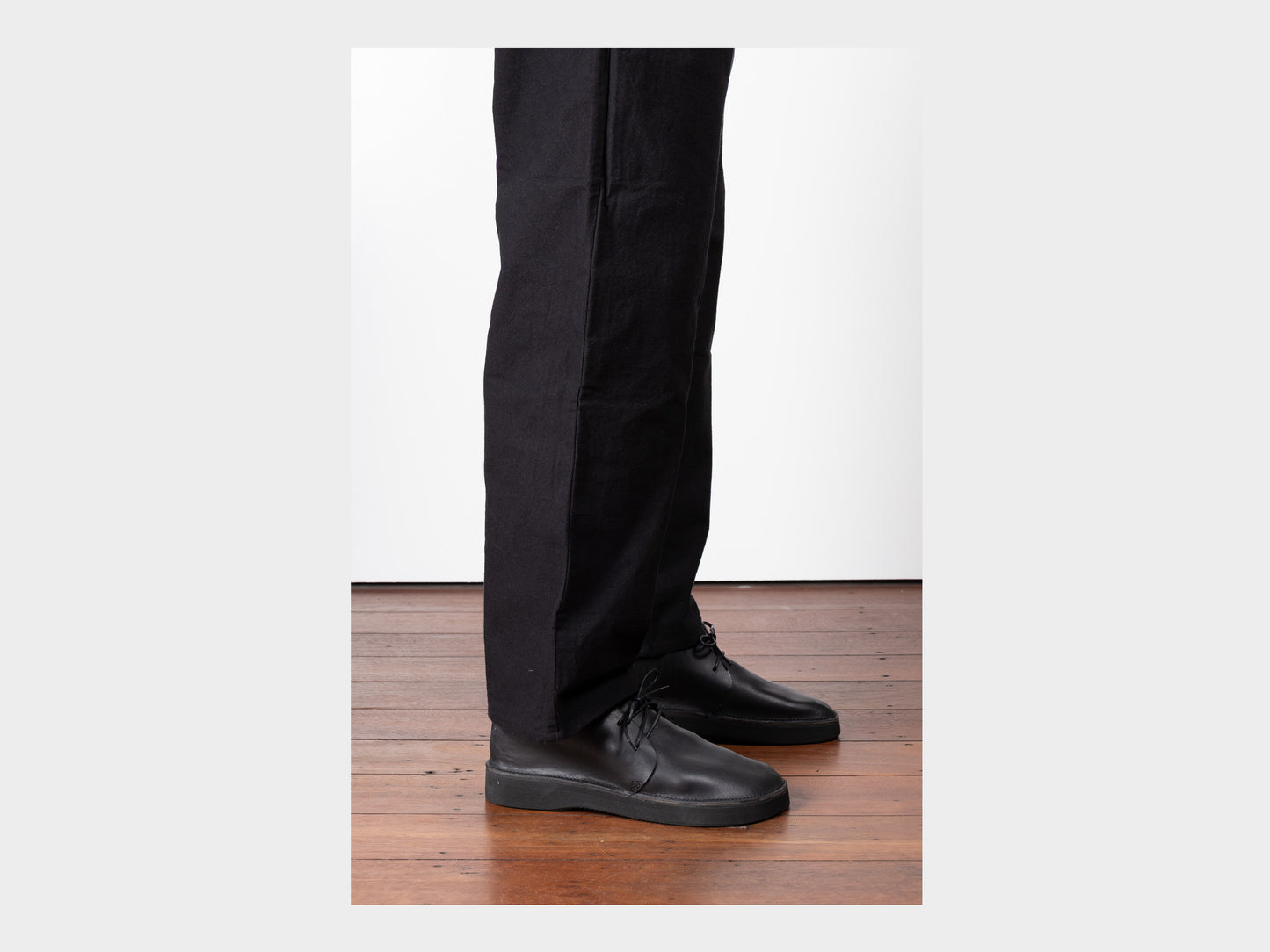 R0V2 "Aurora High" Black Horween