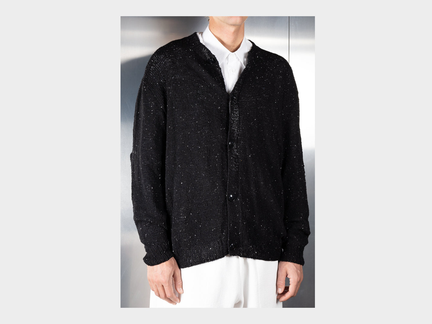 R15Z3 Black Knit