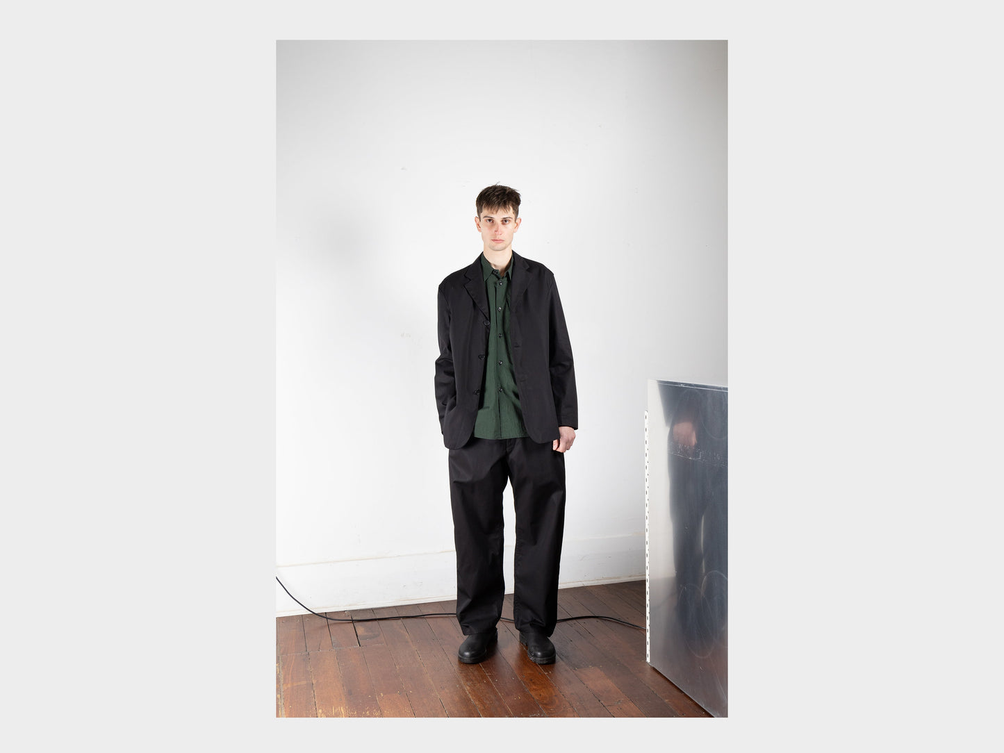 R16Y6 "Suit Pants" Black Magic Gabardine