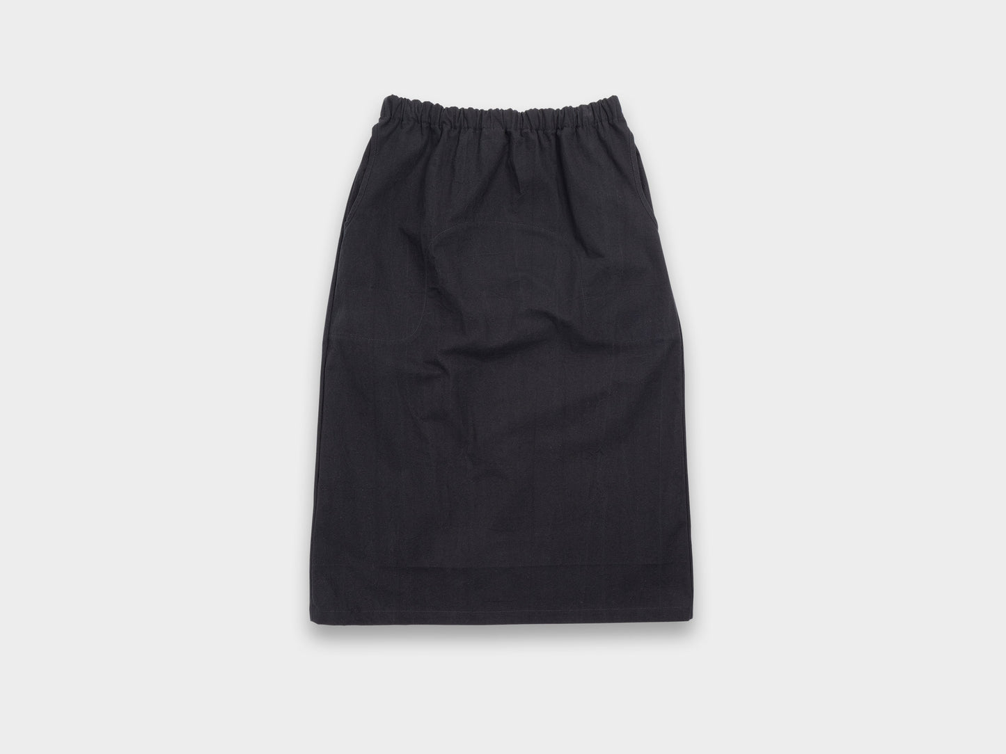 W-R16P8 "Straight Skirt" Black Wash