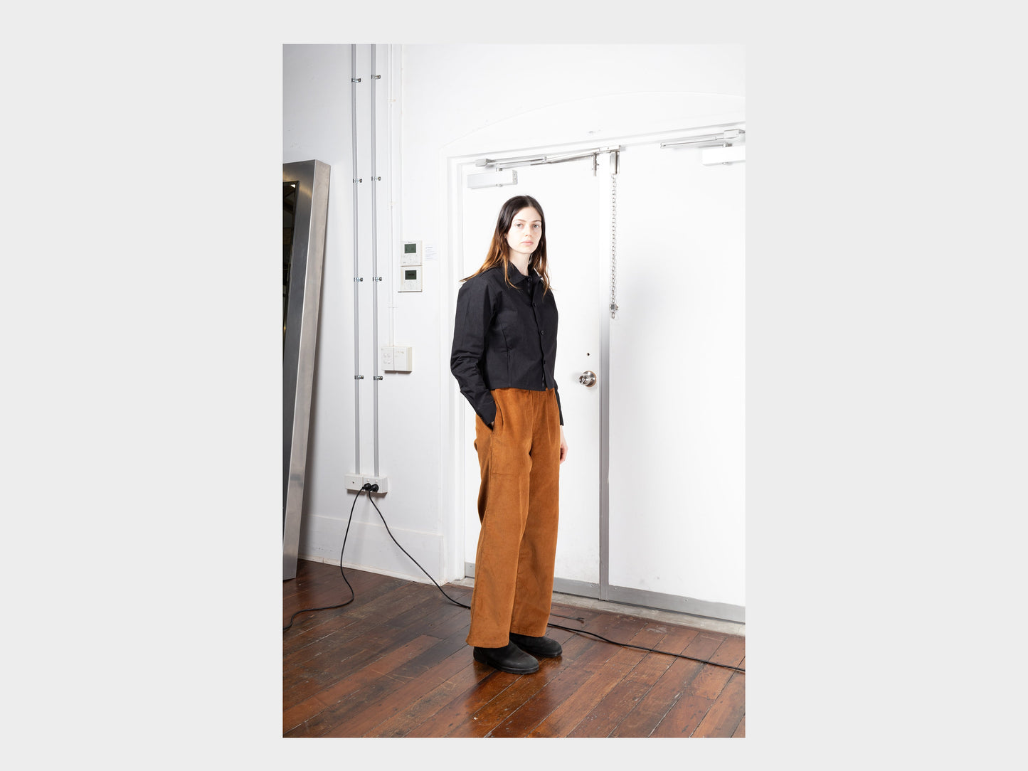 W-R16P3 "Soft Pants" Jarrah Corduroy