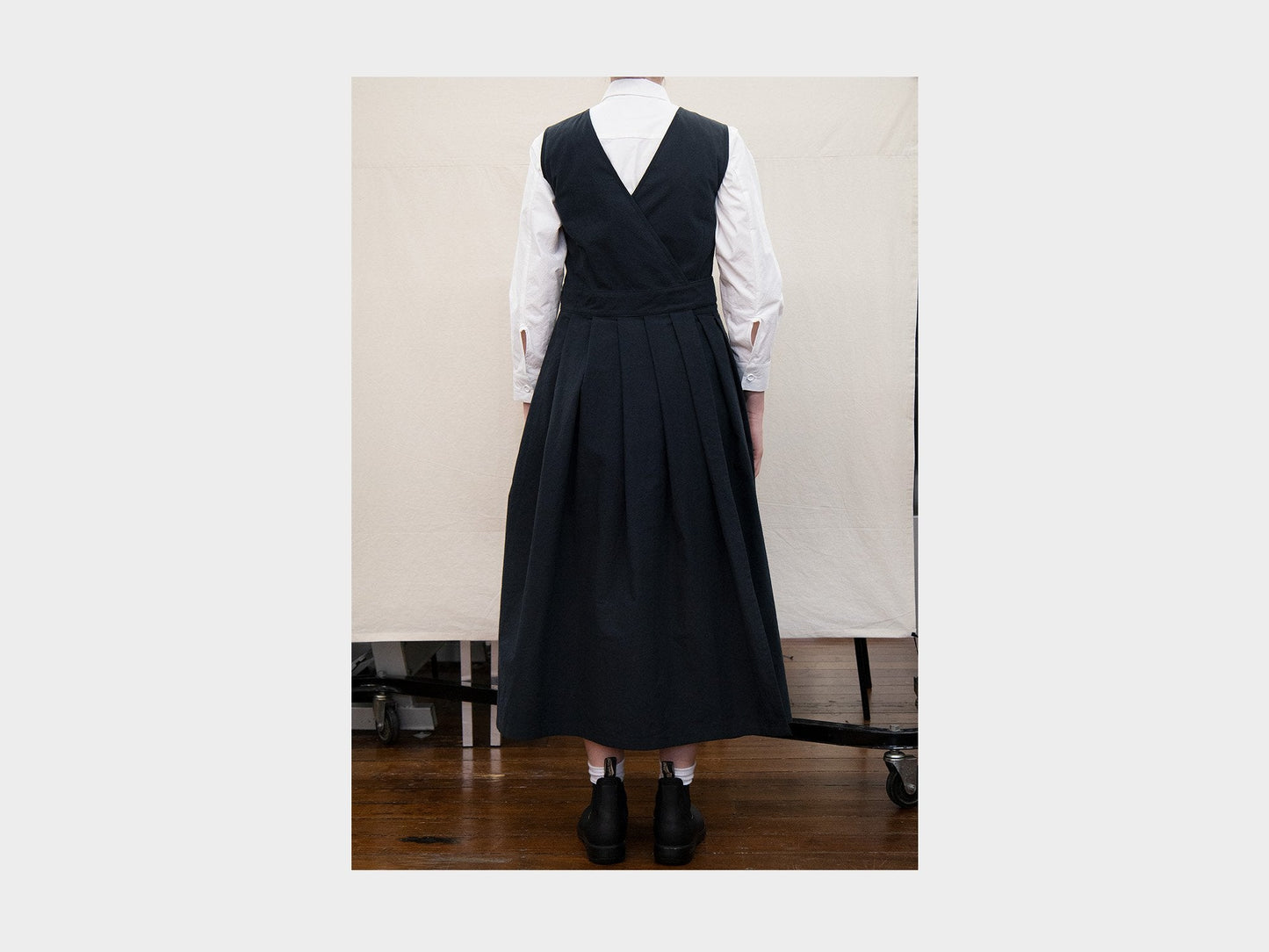 W-R11A8 Black Wash