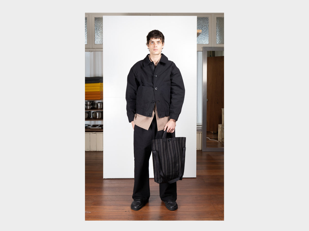 R21B1 "Multi Handle Tote" Grey Theatre Wax