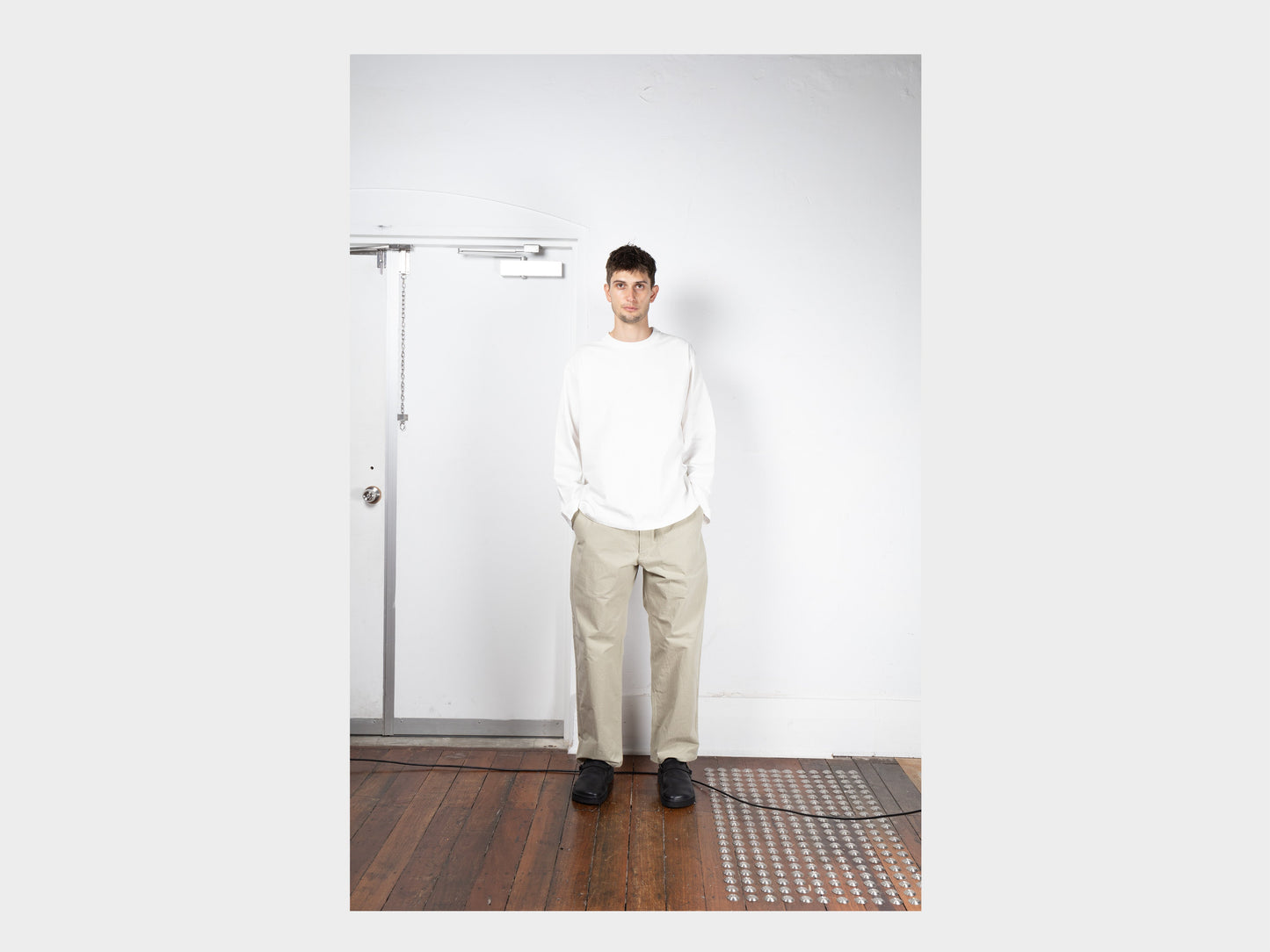 R19T3 "Big T-Shirt Long-Sleeve" White