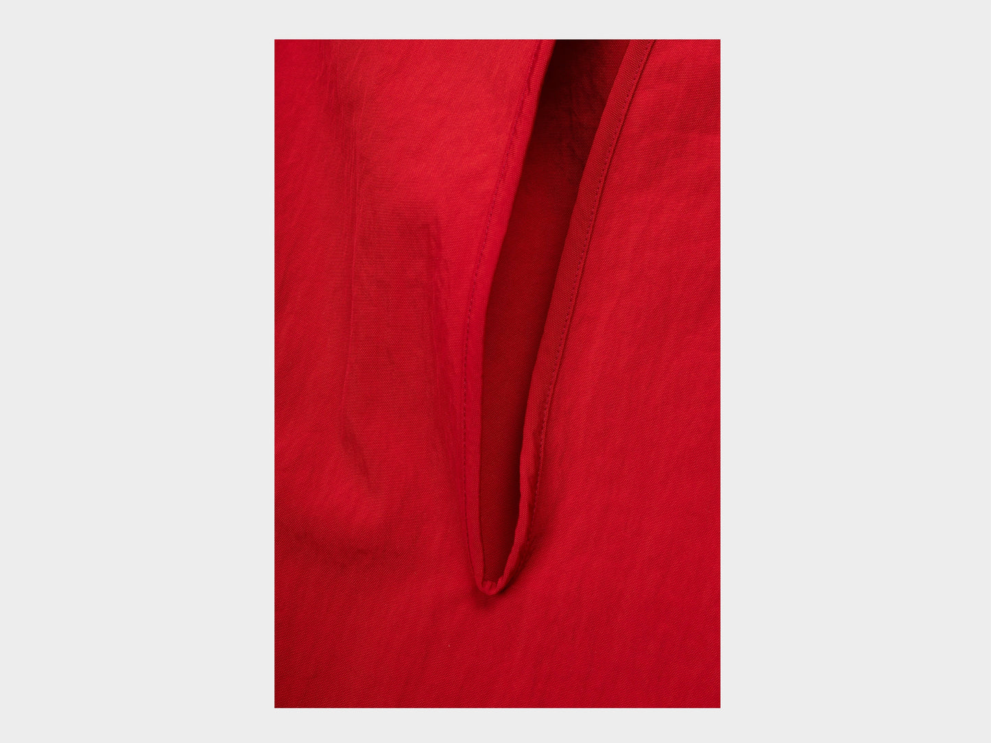 R19Y3 "Gill Jacket" Waratah Nylon