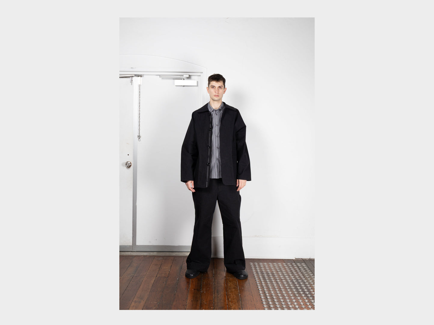 R20S3 "Soft Shirt" Black Wax