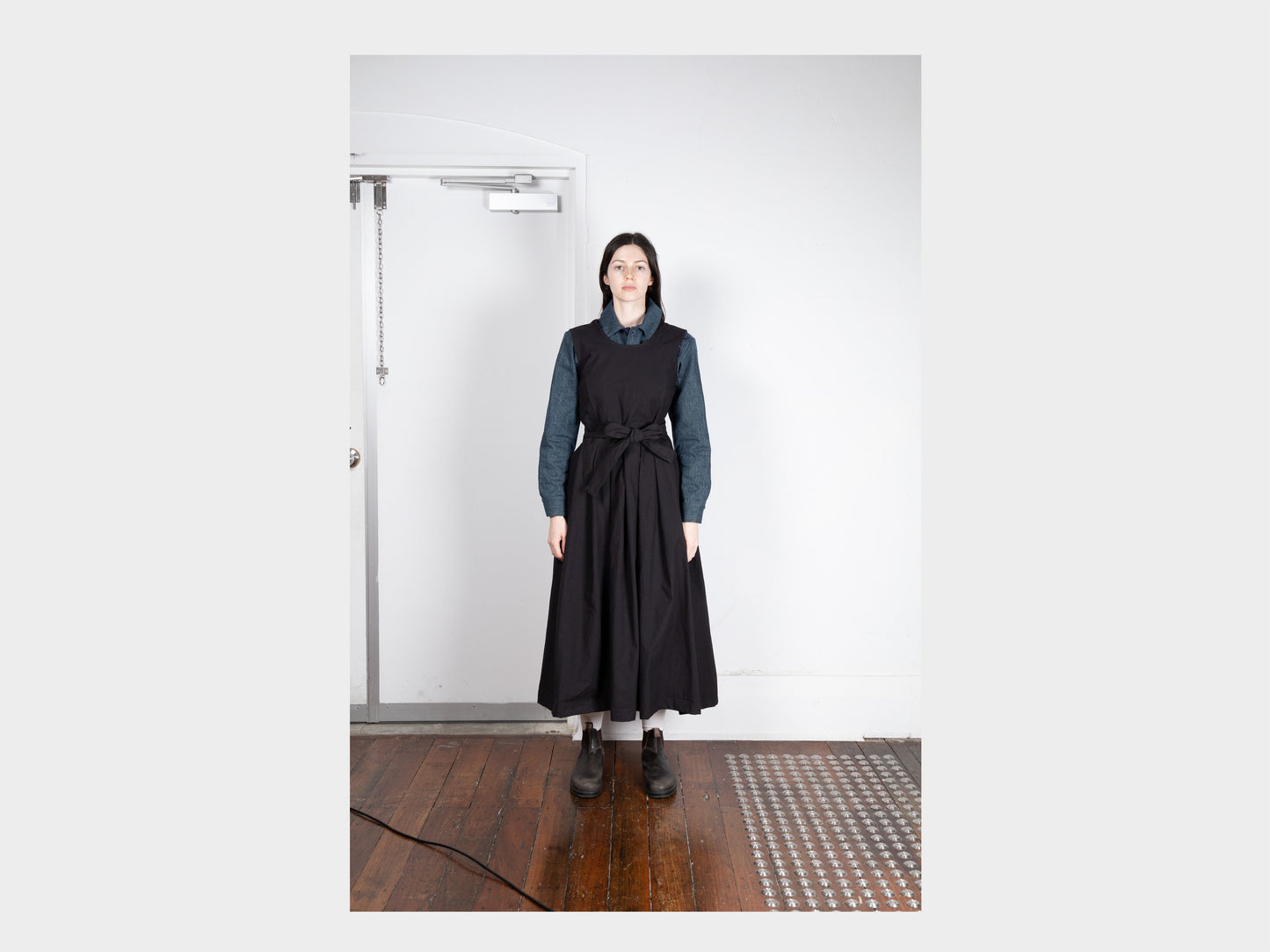 W-R19A8 "Korean Apron Dress" Black Weather