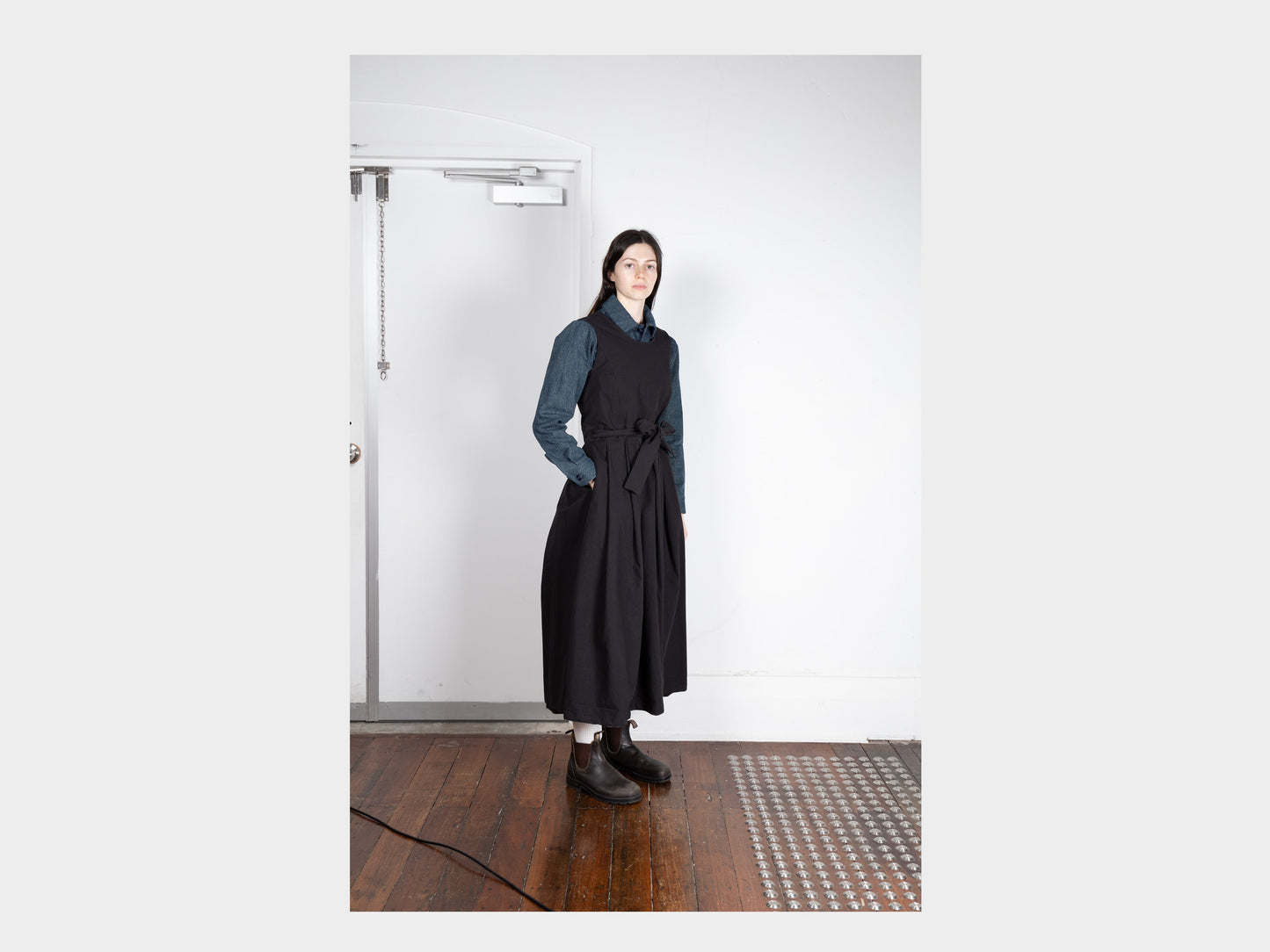 W-R19A8 "Korean Apron Dress" Black Weather