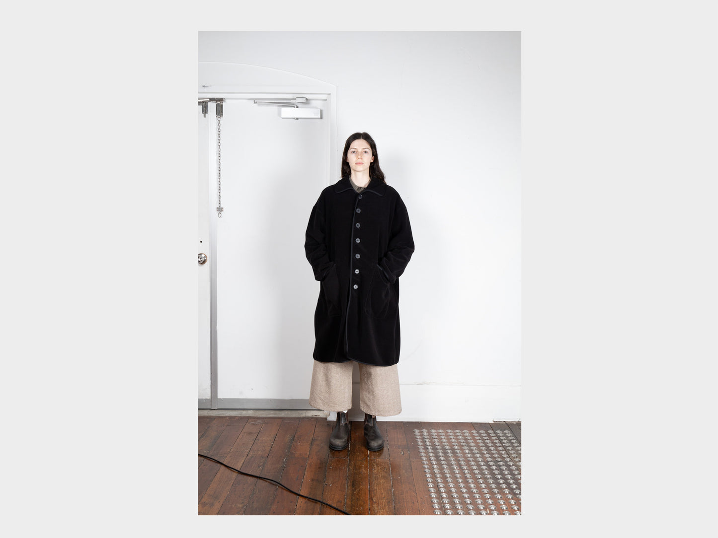 W-R19F1 "Balmacaan Coat" Black 300
