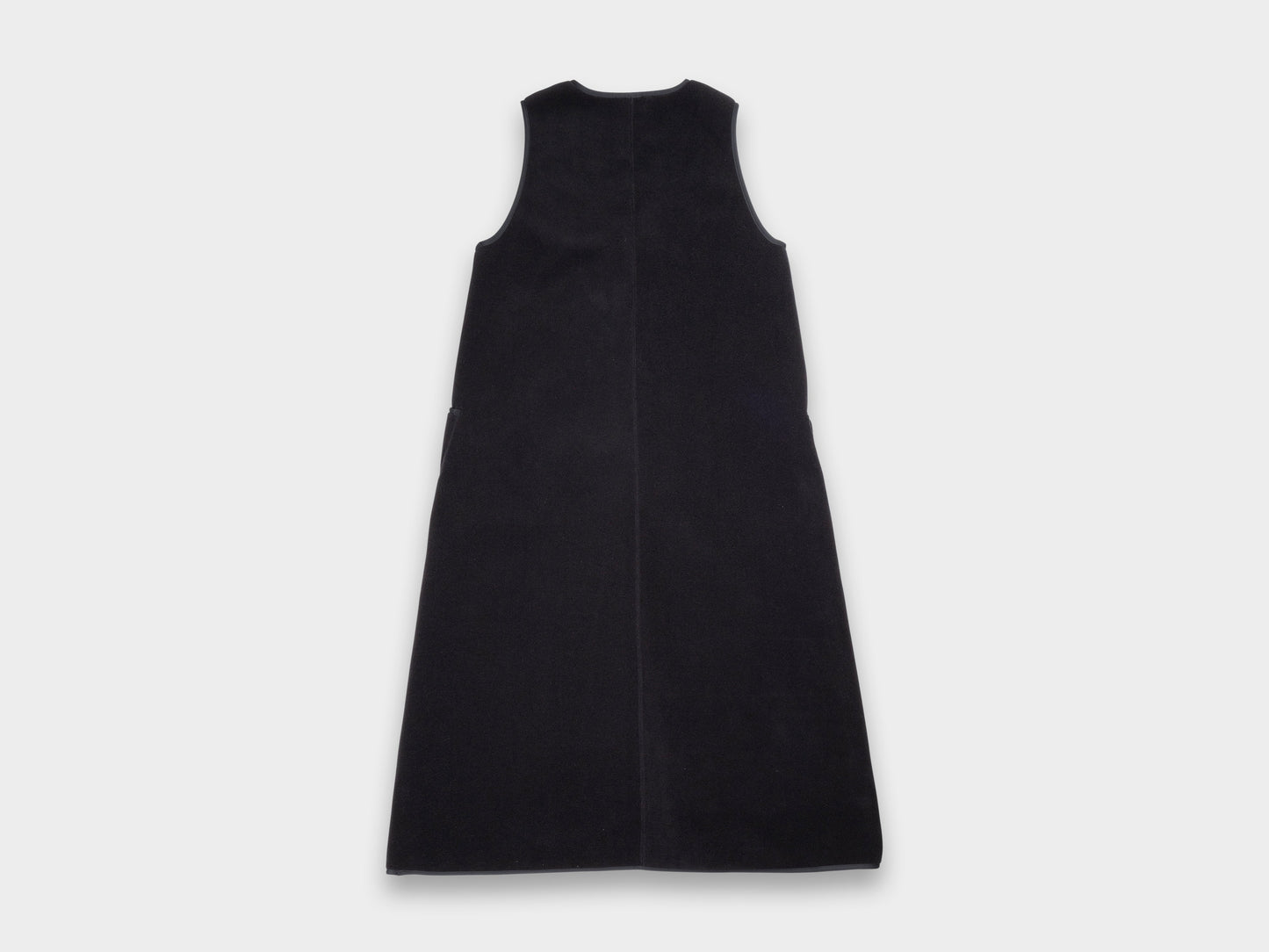 W-R19F5 "V Dress" Black 300
