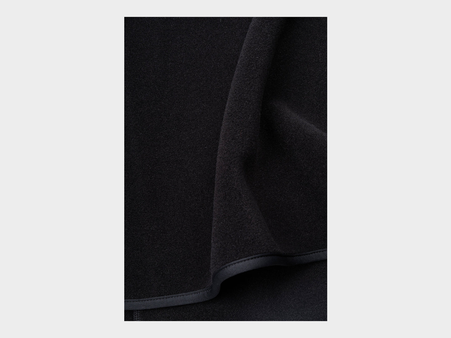 W-R19F5 "V Dress" Black 300