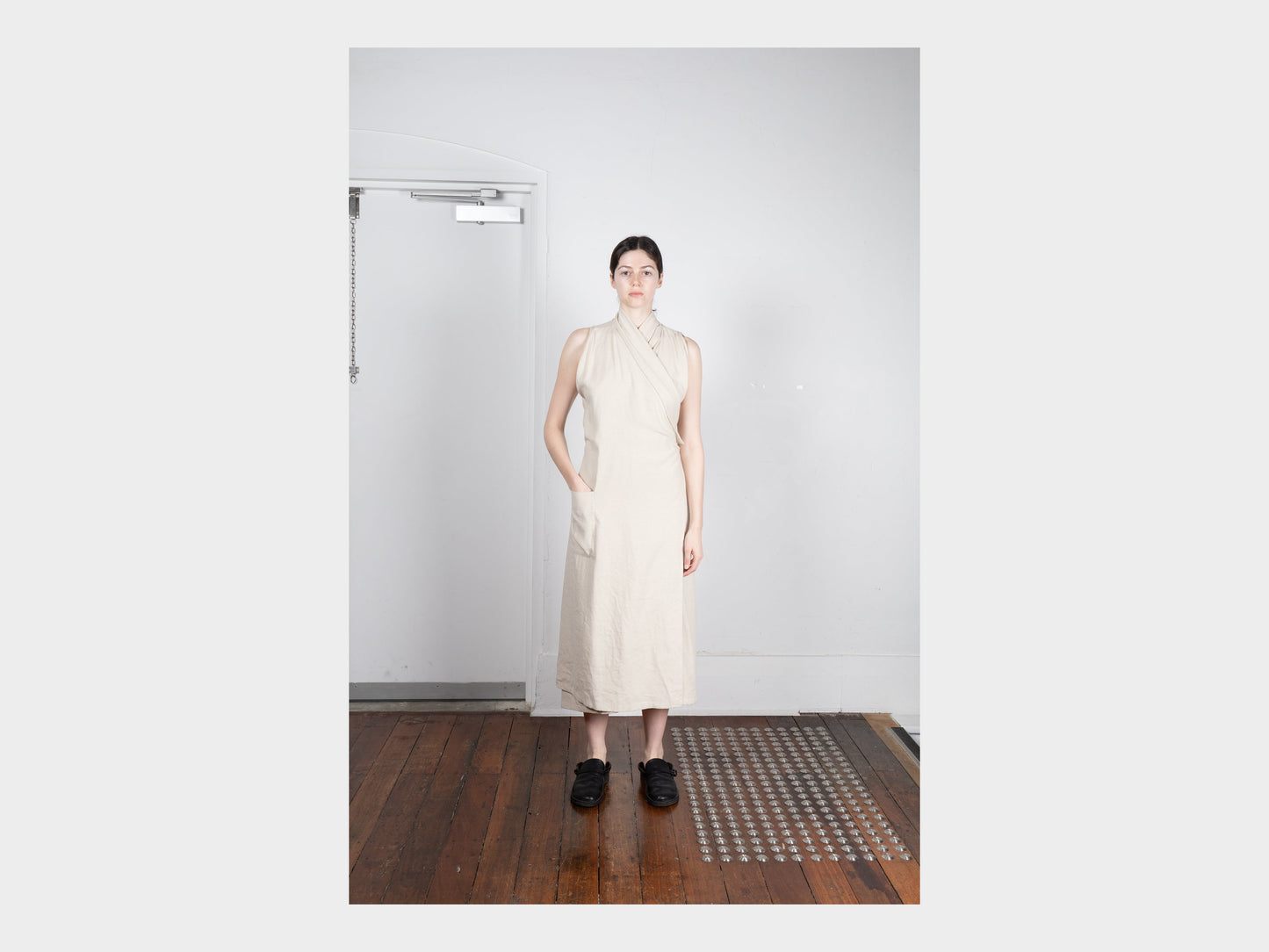 W-R20A8 "Jeogori Dress" Sand Grosgrain