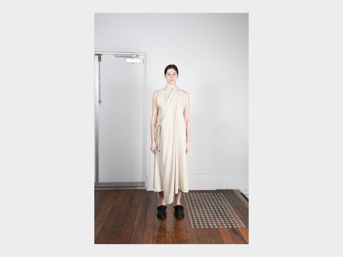 W-R20A8 "Jeogori Dress" Sand Grosgrain