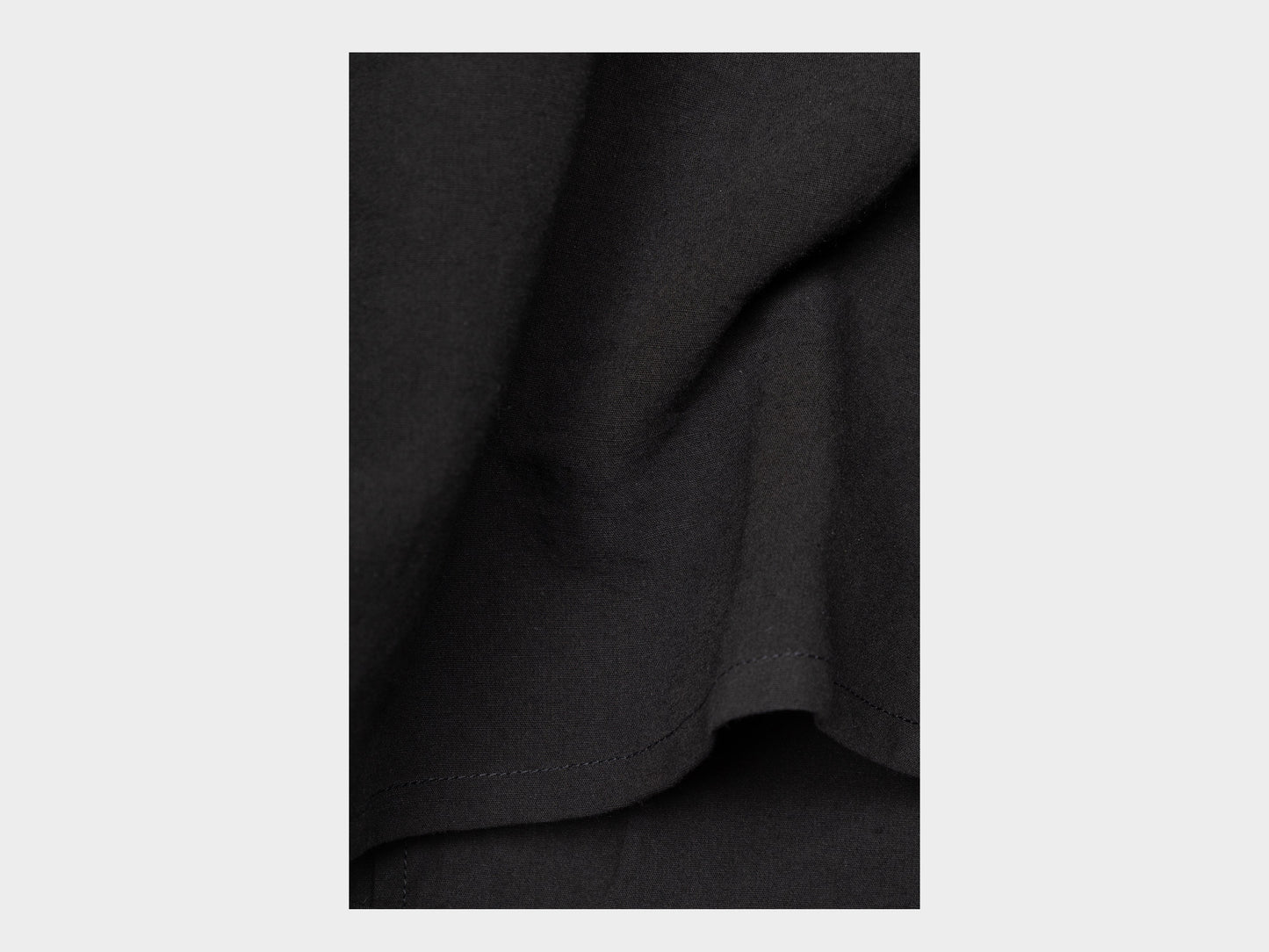 W-SPA5 "Slip" Roll–dyed Black Linen