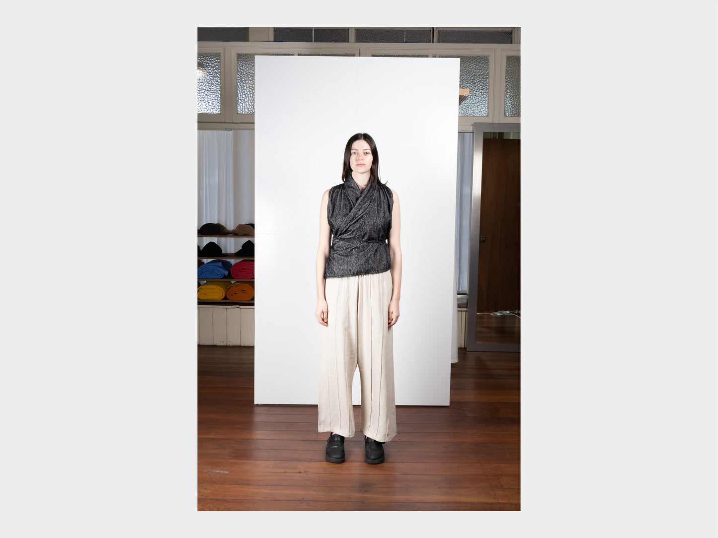 W-R20S8 "Jeogori Shirt" Black Pepper Velvet